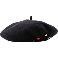 Beret z małymi ćwiekami z kolekcji Maite Kelly bonprix czarny. Czarne rękawiczki damskie bonprix, z aplikacjami. Za 44,99 zł.
