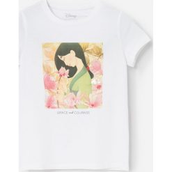 Bawełniany t-shirt z aplikacją Mulan -. T-shirty damskie Reserved, z aplikacjami, z bawełny, bez kołnierzyka. Za 39,99 zł.