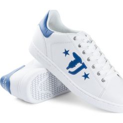 Sneakersy Trussardi Jeans. Białe sneakersy męskie Trussardi Jeans, bez zapięcia. Za 299,00 zł.