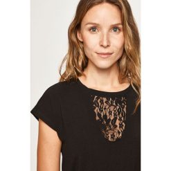 Haily's - T-shirt. Czarne bluzki damskie Haily's, s, bez wzorów, z elastanu, casualowe, z okrągłym kołnierzem. Za 59,90 zł.