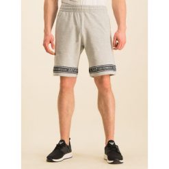 Szorty sportowe EA7 Emporio Armani 3HPS56 PJ05Z 3904. Szare spodenki sportowe męskie EA7 Emporio Armani, s, bez wzorów, z bawełny, sportowe. W wyprzedaży za 279,00 zł.