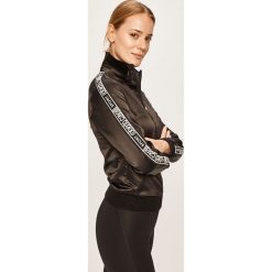 Roberto Cavalli Sport - Bluza. Czarne bluzy sportowe damskie Roberto Cavalli Sport, s, z aplikacjami, z elastanu, bez rękawów, bez kaptura. Za 1249,00 zł.
