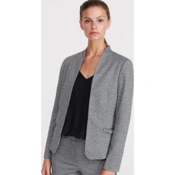 Wzorzysty zakiet - Czarny. Czarne żakiety damskie Reserved, bez wzorów. Za 119,99 zł.
