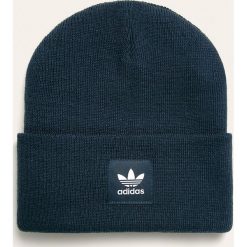 Adidas Originals - Czapka. Niebieskie czapki męskie adidas Originals, bez wzorów, z dzianiny. W wyprzedaży za 59,90 zł.