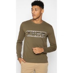 Bluza Hugo Dicago-U202 50426416. Czarne bluzy męskie HUGO, xxl, bez wzorów, z bawełny, bez kołnierzyka, bez rękawów, bez kaptura. W wyprzedaży za 419,00 zł.