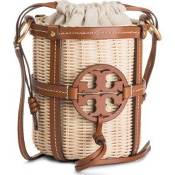 Torebka Tory Burch Miller Wicker Bucket Bag 55297. Brązowe listonoszki damskie Tory Burch, bez wzorów, bez dodatków. W wyprzedaży za 1089,00 zł.
