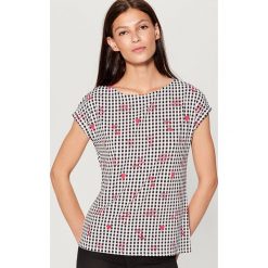 Koszulka basic - Szary. Szare t-shirty damskie marki Mohito, l. Za 39,99 zł.