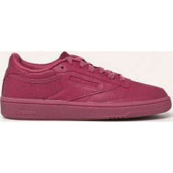 Reebok Classic - Buty Club C 85. Różowe buty sportowe damskie Reebok Classic, bez wzorów, ze skóry, sportowe, reebok classic. W wyprzedaży za 179,90 zł.