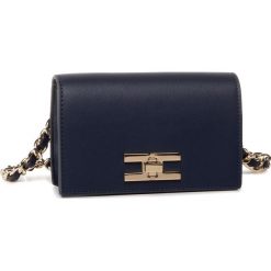 Saszetka nerka ELISABETTA FRANCHI - BM-02A-01E2-V249 Blu Navy Y02. Niebieskie nerki damskie Elisabetta Franchi, bez wzorów, ze skóry ekologicznej, młodzieżowe, bez dodatków. Za 1129,00 zł.