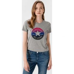 Converse Koszulka Szary. Szare koszulki damskie Converse, xs, z haftami, z bawełny, bez kołnierzyka, z krótkim rękawem. Za 119,95 zł.