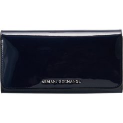 Armani Exchange Portfel navy. Niebieskie portfele damskie marki Armani Exchange. Za 439,00 zł.