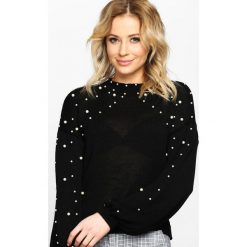 Czarny Sweter Over The Shoulders. Czarne bez kategorii Born2be, uniwersalny, z okrągłym kołnierzem. Za 89,99 zł.