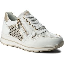 Sneakersy NERO GIARDINI - P805241D Skipper Bianco 707. Białe półbuty damskie marki Nero Giardini, na co dzień, z aplikacjami, z zamszu, bez obcasa, na koturnie, bez zapięcia. W wyprzedaży za 439,00 zł.