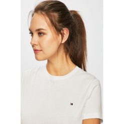 Tommy Hilfiger - Top. Niebieskie bluzki damskie TOMMY HILFIGER, s, bez wzorów, z bawełny, casualowe, z okrągłym kołnierzem. W wyprzedaży za 139,90 zł.
