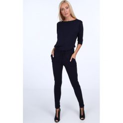 Kombinezon rękaw 3/4 granatowy 2401. Niebieskie kombinezony damskie marki Fasardi, xl, bez wzorów, bez kołnierzyka, bez rękawów. Za 59,00 zł.