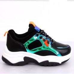Buty sportowe czarne CB-19055 Black. Czarne buty sportowe damskie ButyModne, bez wzorów, z tkaniny, sportowe. W wyprzedaży za 99,00 zł.