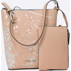 Calvin Klein - Torebka Inside Out Bucket Splash. Różowe torebki klasyczne damskie Calvin Klein, w paski, z materiału, duże. Za 499,90 zł.