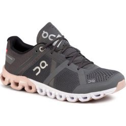 Buty ON - Cloudflow 2599778 Rock/Rose. Szare buty sportowe damskie On, bez wzorów, z tworzywa sztucznego, sportowe, do biegania. Za 649,00 zł.