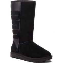 Buty UGG - W Classic Tall UGG Rubber 1096471 W/Blk. Czarne buty zimowe damskie Ugg, ze skóry. Za 1219,00 zł.
