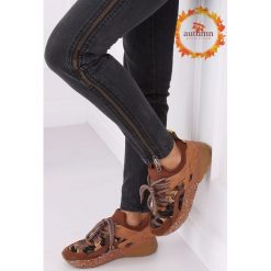 Buty sportowe brązowe AB-91 CAMEL. Pomarańczowe buty sportowe damskie z tkaniny, sportowe. Za 56,24 zł.