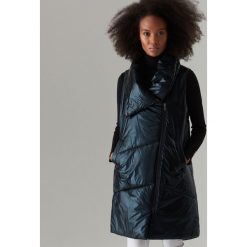 Pikowana kamizelka oversize - Czarny. Czarne kamizelki damskie Mohito, bez wzorów, bez kaptura. Za 149,99 zł.