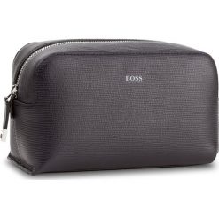 Kosmetyczki męskie: Kosmetyczka BOSS – Timeless Washbag 50379850 Navy 411
