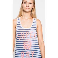 Superdry - Top. Białe bluzki damskie Superdry, l, z nadrukiem, ze lnu, casualowe, z okrągłym kołnierzem, bez rękawów. W wyprzedaży za 39,90 zł.