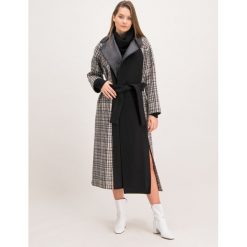 Płaszcz przejściowy Patrizia Pepe 2S1249/A5U2-J2HZ. Czarne płaszcze damskie Patrizia Pepe, s, bez wzorów, z elastanu. W wyprzedaży za 1709,00 zł.