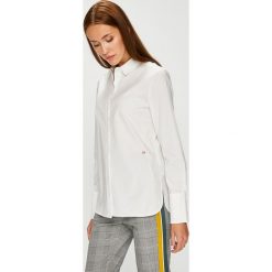 Calvin Klein - Koszula. Białe bez kategorii marki Calvin Klein, z elastanu, casualowe, z długim rękawem. W wyprzedaży za 299,90 zł.