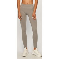 LaBellaMafia - Legginsy. Szare spodnie damskie LABELLAMAFIA, s, bez wzorów, z elastanu. Za 269,90 zł.
