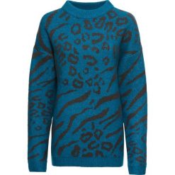 Sweter w cętki leoparda: MUST HAVE bonprix niebieski oceaniczny leo. Niebieskie swetry klasyczne damskie bonprix. Za 99,99 zł.