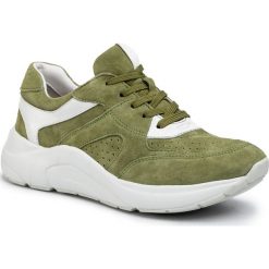 Sneakersy CAPRICE - 9-23501-24 Moss White 711. Zielone półbuty damskie Caprice, ze skóry. Za 349,00 zł.
