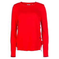 Mustang Sweter Damski M Czerwony. Czerwone swetry damskie marki Mustang, m, bez wzorów, z bawełny, bez rękawów, bez kaptura. W wyprzedaży za 225,00 zł.