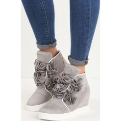 Szare Sneakersy Doodad. Szare koturny damskie Born2be, na niskim obcasie, na koturnie, bez zapięcia. Za 99,99 zł.