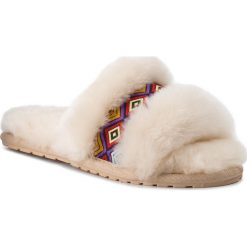 Kapcie EMU AUSTRALIA - Wrenlette Tribal W11904 Natural. Brązowe klapki damskie EMU Australia, bez wzorów, ze skóry, bez obcasa. W wyprzedaży za 199,00 zł.