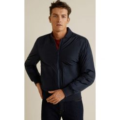 Mango Man - Kurtka bomber. Niebieskie płaszcze męskie marki Mango Man, xl, bez wzorów, z bawełny, krótkie, bez kaptura. W wyprzedaży za 199,90 zł.