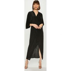 Answear - Sukienka Night Fever. Żółte sukienki damskie ANSWEAR, na co dzień, uniwersalny, bez wzorów, z elastanu, casualowe, bez kołnierzyka, bez rękawów, maxi, proste. W wyprzedaży za 59,90 zł.
