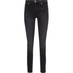 Jeansy Skinny Fit Calvin Klein Jeans J20J212590. Szare jeansy damskie Calvin Klein Jeans. W wyprzedaży za 359,00 zł.