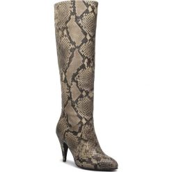 Kozaki TOMMY HILFIGER - Zendaya Snake Print Boot FW0FW04565 Snake Skin 0HG. Zielone kozaki damskie TOMMY HILFIGER, ze skóry, przed kolano, na wysokim obcasie, na obcasie, bez zapięcia. W wyprzedaży za 599,00 zł.