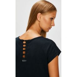 Roxy - Top. Szare topy damskie Roxy, s, z bawełny, z okrągłym kołnierzem. W wyprzedaży za 129,90 zł.