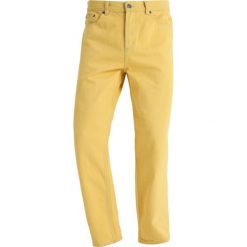 Jeansy męskie: Obey Clothing BLENDER OVERDYED Jeansy Relaxed Fit dusty yellow