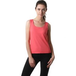 Top w kolorze czerwonoróżowym. Różowe topy damskie Far Far Fashion, Ryłko by Agnes&Paul, bez wzorów, z dekoltem karo. W wyprzedaży za 49,95 zł.