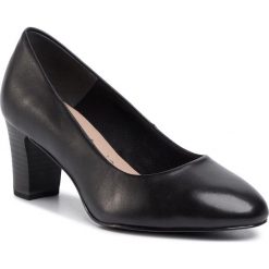 Półbuty TAMARIS - 1-22435-24 Black 001. Czarne półbuty damskie Tamaris, bez wzorów, ze skóry, eleganckie, bez obcasa, na obcasie, bez zapięcia. Za 239,00 zł.