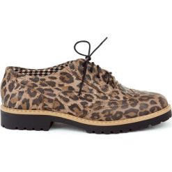 Półbuty - skóra naturalna - model 258 - kolor panterka. Półbuty damskie Zapato, bez wzorów, ze skóry, bez obcasa, bez zapięcia. W wyprzedaży za 173,40 zł.