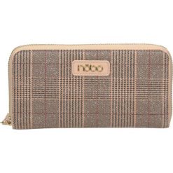 PORTFEL NOBO - NPUR-G0030-C004 - różowy -. Różowe portfele damskie Nobo, bez wzorów. W wyprzedaży za 83,30 zł.