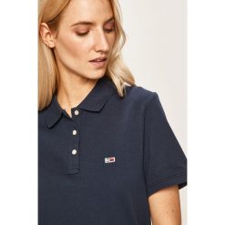Tommy Jeans - T-shirt. Niebieskie bluzki damskie Tommy Jeans, s, bez wzorów, z bawełny, bez kołnierzyka, z krótkim rękawem. Za 249,90 zł.
