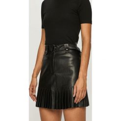 Tally Weijl - Spódnica. Czarne spódniczki damskie TALLY WEIJL, na co dzień, s, w paski, ze skóry, casualowe, mini, rozkloszowane. Za 119,90 zł.