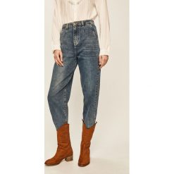 Answear - Jeansy. Niebieskie jeansy damskie ANSWEAR, s, z podwyższonym stanem. W wyprzedaży za 109,90 zł.