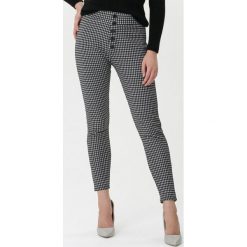 Czarno-Białe Spodnie Gretchen. Czarne spodnie damskie Born2be, xl. W wyprzedaży za 44,99 zł.