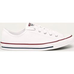 Converse - Tenisówki. Białe trampki i tenisówki damskie Converse, bez wzorów, z gumy, bez zapięcia. Za 279,90 zł.